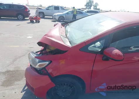 2017 Honda Fit Lx из США, поврежденный, VIN JHMGK5H56HS021682